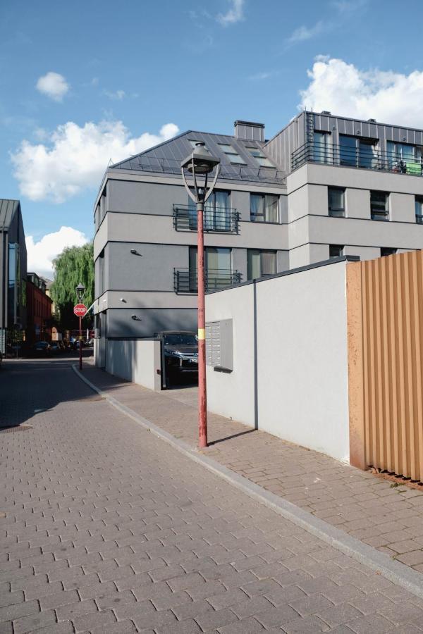 Cosy 1 Bedroom Apartment In The Heart Of Old Town With Parking Kaunas Exteriör bild